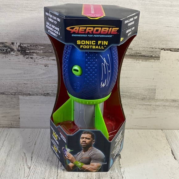 Coop Sonic Fin Football - Aerobic Whistling Football With Adjustable Fins For Long Throws